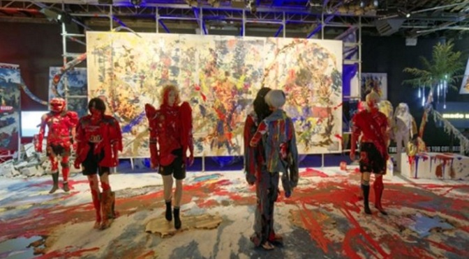 The “Denim Painter” on Display Paris