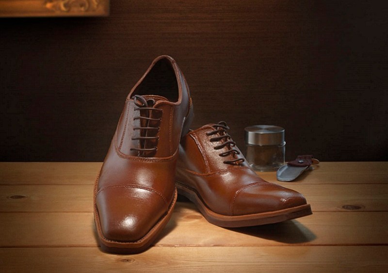 Japanese Chocolatier Creates Life-Sized Chocolate Shoes