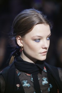 Details at Elie Saab RTW Fall 2018