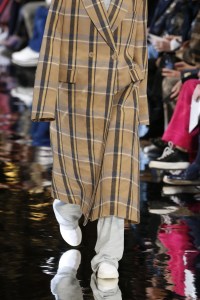 Details at Stella McCartney RTW Fall 2018