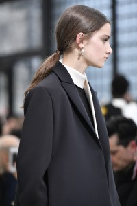 Details at John Galliano RTW Fall 2018