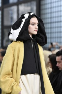 Details at John Galliano RTW Fall 2018