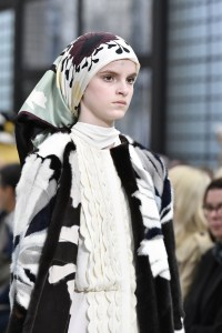 Details at John Galliano RTW Fall 2018