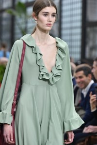 Details at John Galliano RTW Fall 2018