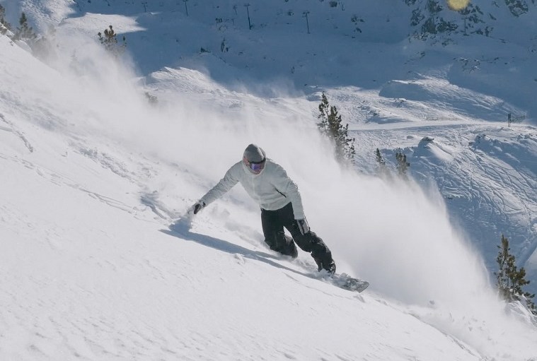 The Dyneema Project Hits the Slopes with Conroy Nachtigall