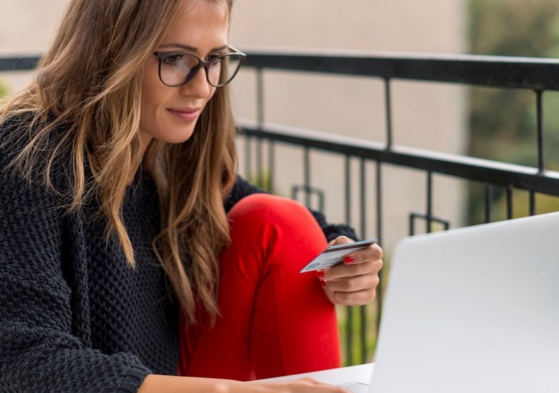 Online Shoppers Demand Speed and Visibility
