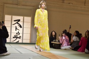 Edie Campbell walking in the H&M Studio show