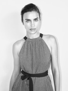 A look from the Irina Shayk x Ellen Tracy capsule.