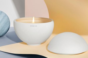 Phlur's Annica candle.