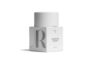 Phlur's Olmsted & Vaux eau de parfum.