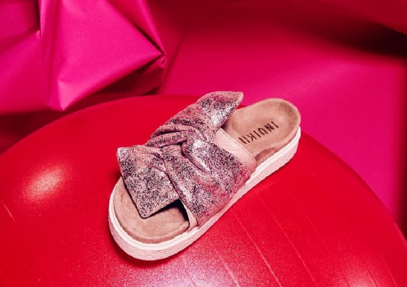 Footbed Sandals Are Creative Outlet Inuikii