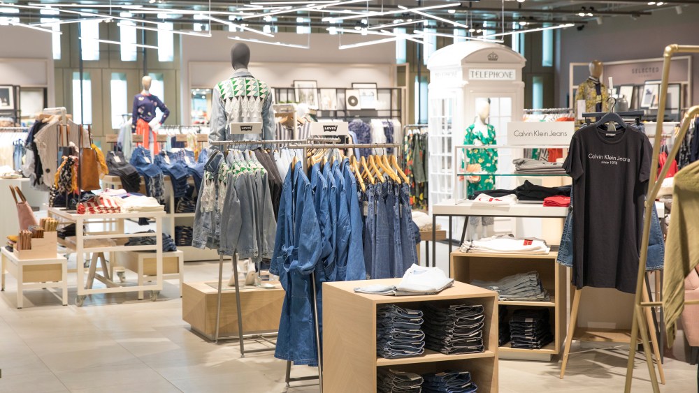 John Lewis, Westfield Shopping Centre, White City, London, U.K. Wednesday, March 14, 2018. Photographer: Jason Alden Photographer: Jason Aldenwww.jasonalden.com0781 063 1642