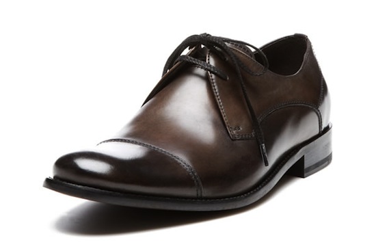 Men’s Footwear Growth Outpaces Women’s——Yes, You Read That Right