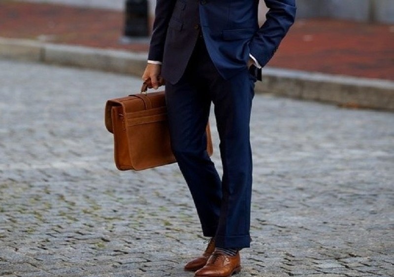 UK Study Indicates Brown Shoes May Cost You Job
