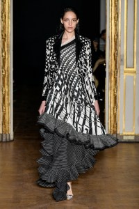 Rahul Mishra RTW Fall 2018