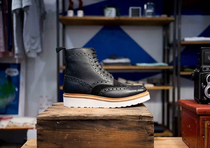 Storytelling Can Seduce Consumers Back Brick-and-Mortar Stores