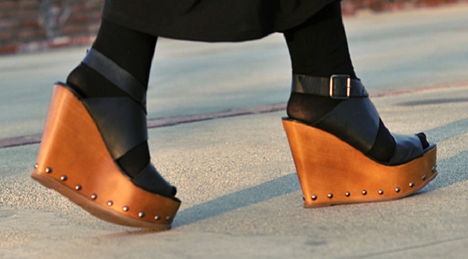 How Steve Madden Converts Consumer Interactions Into Sales