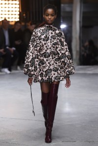 Giambattista Valli RTW Fall 2018