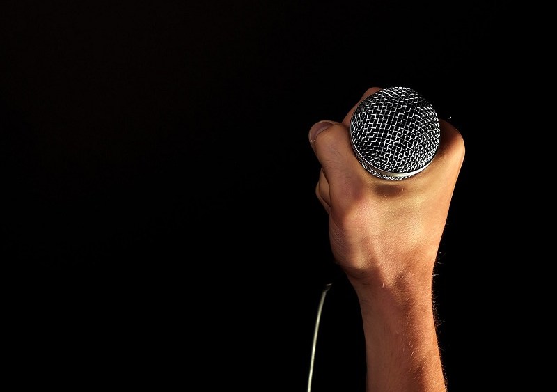 How Build Footwear Brand with Voice