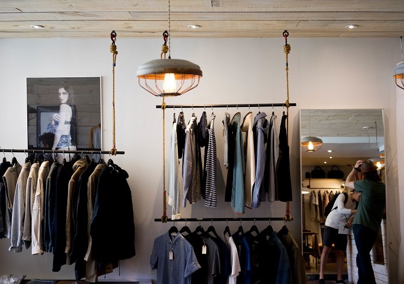 Modern Shopping, Price Vies With Convenience