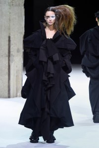 Yohji Yamamoto RTW Fall 2018
