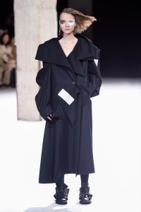 Yohji Yamamoto RTW Fall 2018