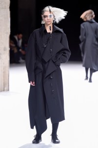 Yohji Yamamoto RTW Fall 2018