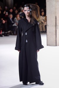Yohji Yamamoto RTW Fall 2018