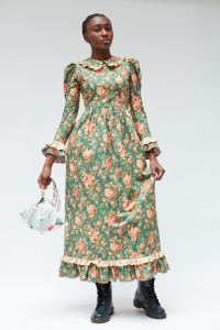 A look from Batsheva's Downtown Modesty.