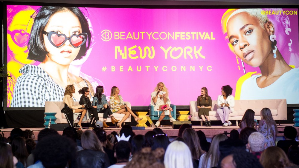 The scene at Beautycon.