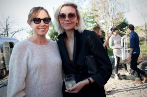 Allison Janney, Maggie Gyllenhaal