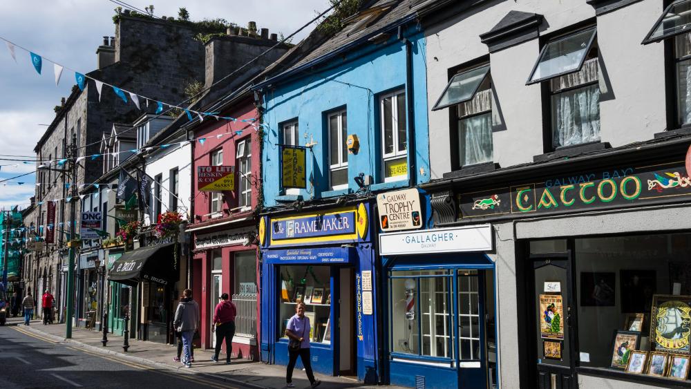 Pedestrian zone, Galway, IrelandVARIOUS