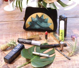 House of Harlow 1960 x Urban Decay