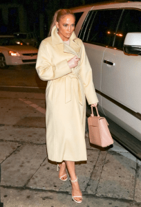 stuart weitzman sandals, jennifer lopez