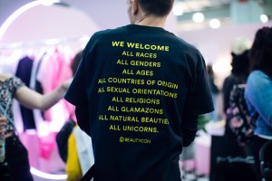 Street style at Beautycon.