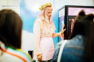 Street style at Beautycon.