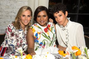 Mindy Kaling, Tory Burch, Dilone