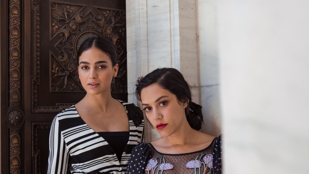 Melissa Barrera and Mishel Prada Vida Starz