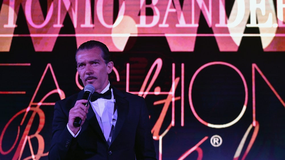 MIAMI, FL - JUNE 02:  Antonio Banderas speaks at the Miami Fashion Week Benefit Gala at Dupont Building on June 2, 2017 in Miami, Florida.  (Photo by Gustavo Caballero/Getty Images for Miami Fashion Week)
