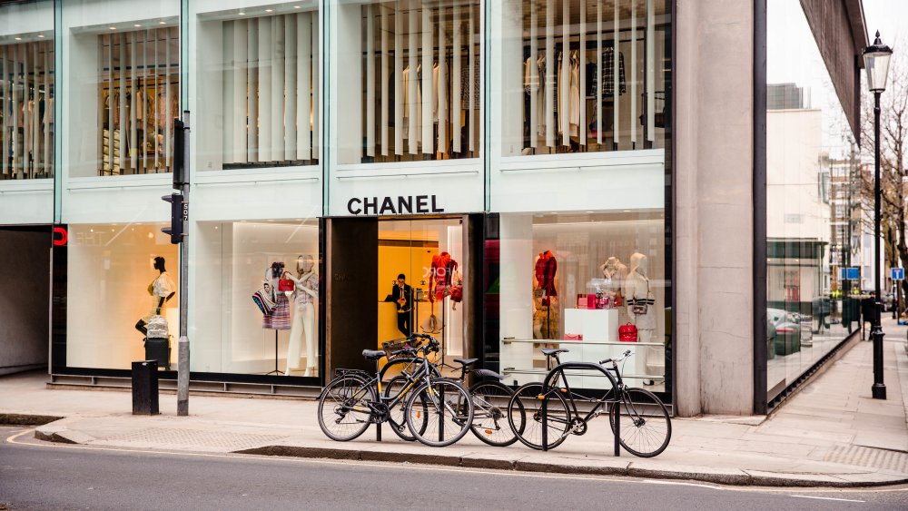 The temporary Chanel store