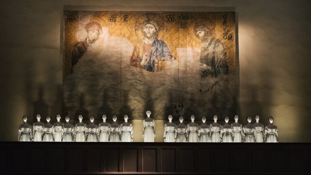 The Costume Institute's 'Heavenly Bodies' Breaks Attendance Record