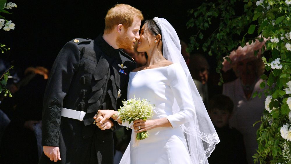 Meghan Markle wedding dress Royal Wedding 2018