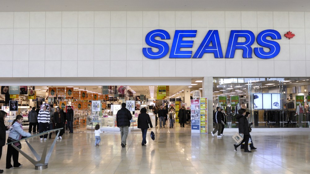 People entering Sears store, Yorkdale Shopping Centre, Toronto, Canada, Northern AmericaVARIOUS