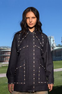 Alena Akhmadullina Resort 2019