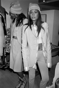 Yasmin Le Bon: grunge look, glam attitude at Marc JacobsÕ Spring 1993 collection for Perry Ellis.