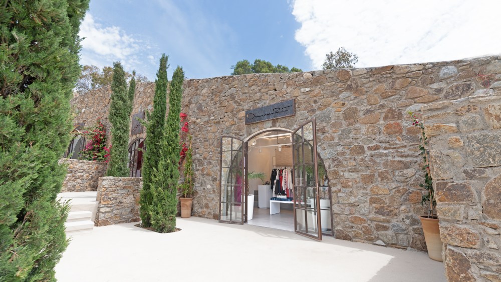 Oscar de la Renta boutique Mykonos
