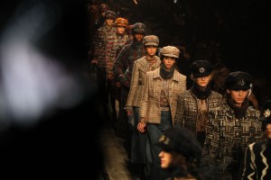 Looks from the Paris-Hamburg 2017/18 Métiers D'Art Show.