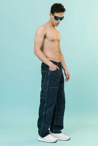 Nineties’ baggy jeans