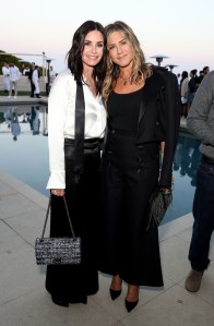 Courteney Cox and Jennifer AnistonChanel NRDC dinner, Inside, Los Angeles, USA - 02 Jun 2018