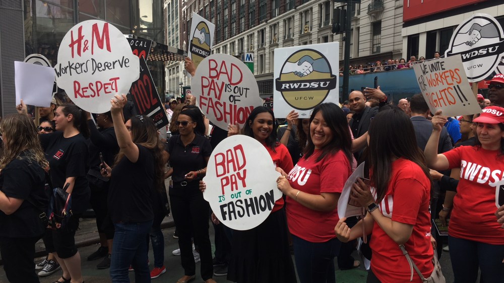 Retail Union Pressures H&M to Guarantee Part-time Workers' Hours